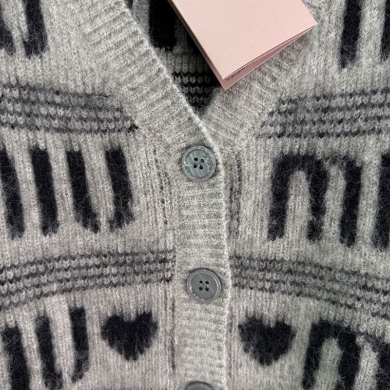 MIU MIU